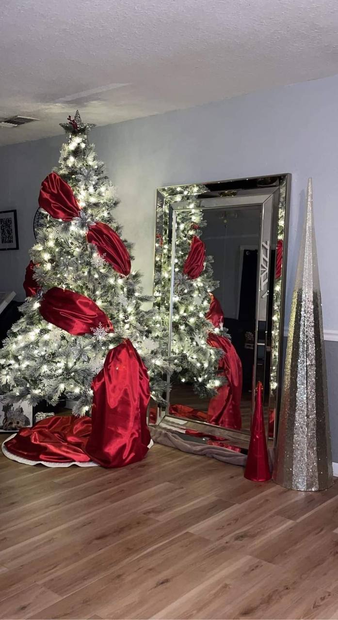 Christmas Ribbon Tree