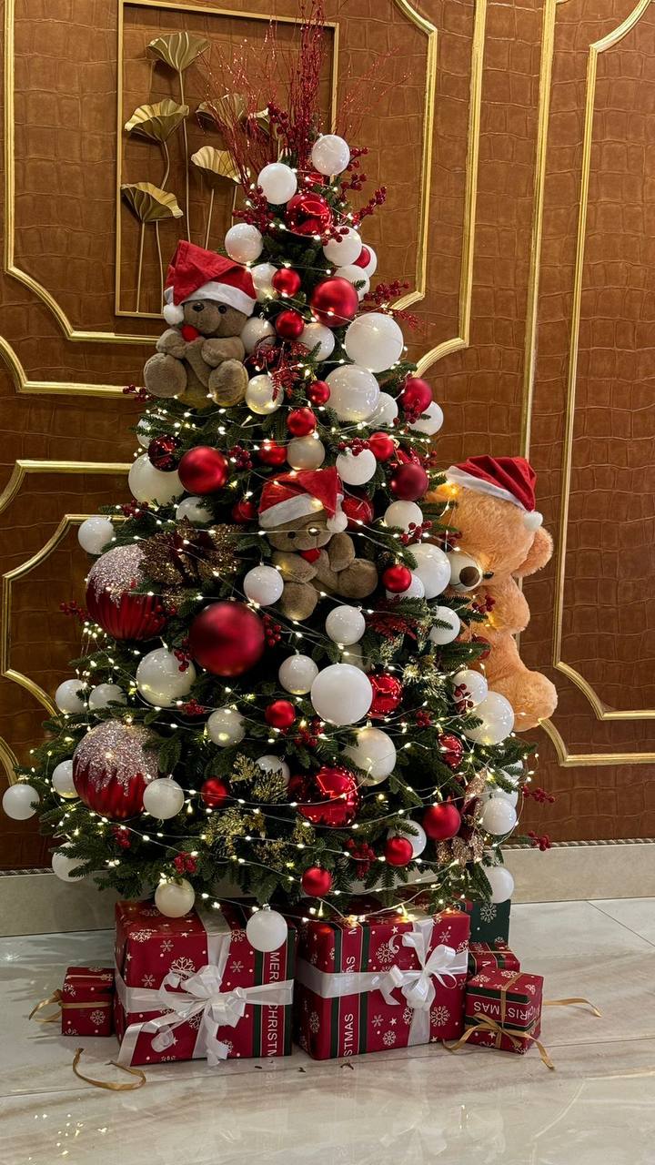 Christmas Teddy Bear Tree