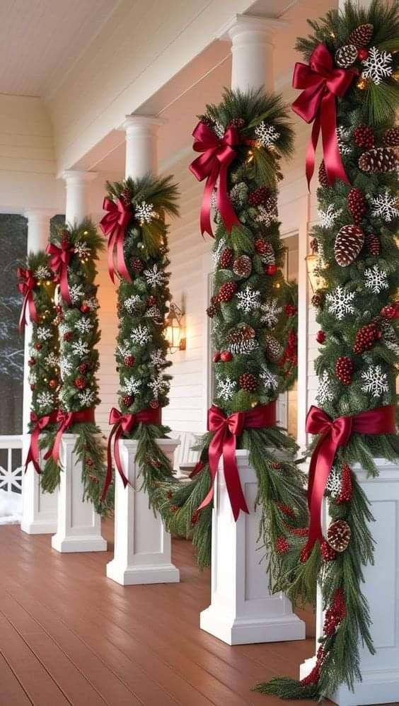 Christmas Evergreen Garland Styling